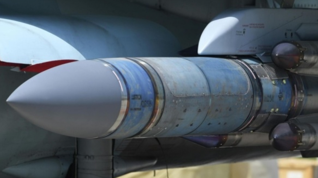росіяни можуть почати оснащувати ракети Х-32 касетними боєприпасами, - військовий експерт