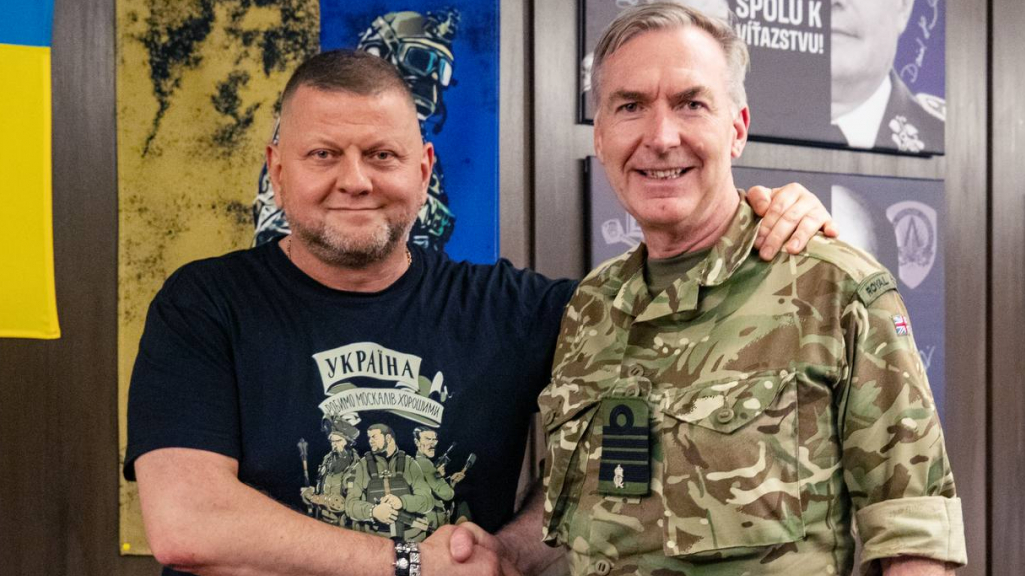 Головнокомандувач ЗСУ зустрівся з начальником штабу оборони Великої Британії