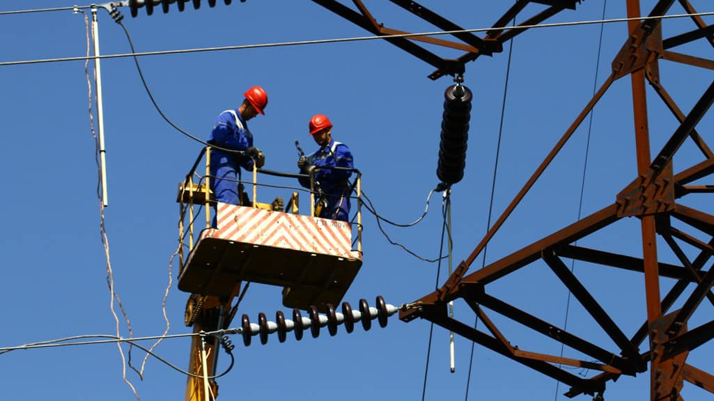 Міненерго: Через негоду без електропостачання - 145 населених пунктів