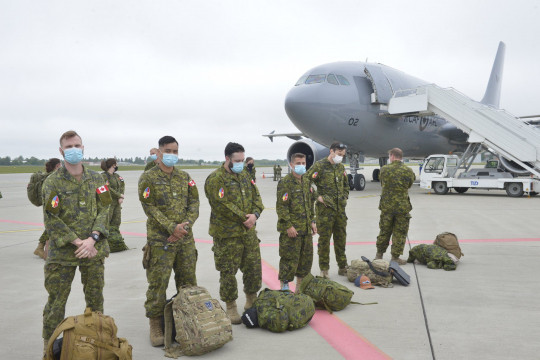 Канада відновлює місію UNIFIER