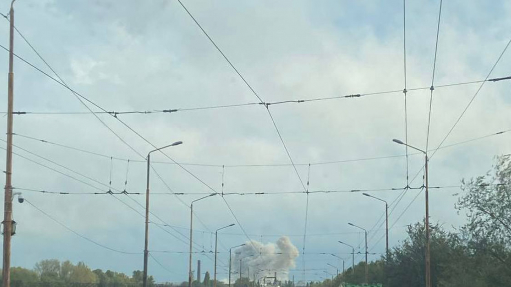 Близько десяти вибухів пролунали у Дніпрі, є загиблі та поранені