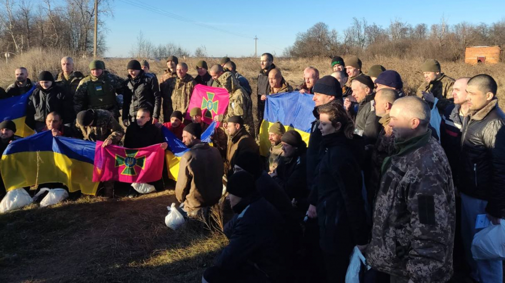 У День ЗСУ додому повернулися 60 українських захисників