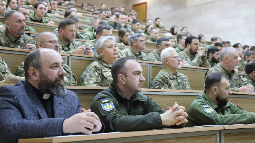 Перші військові капелани проходять навчання у Військовому інституті КНУ Тараса Шевченка