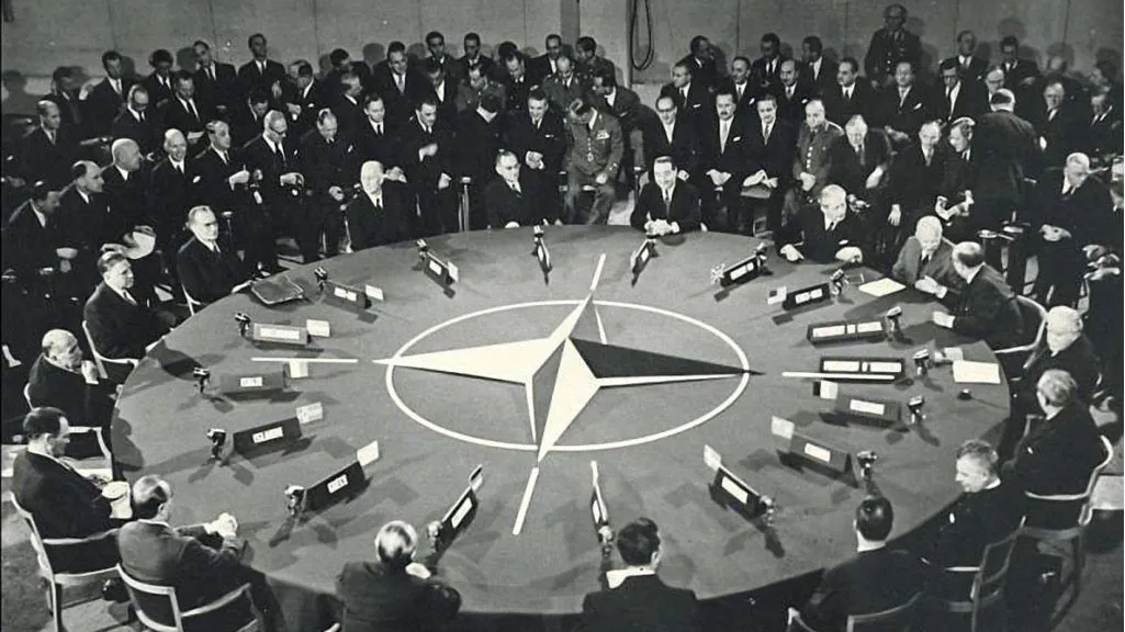 74 роки НАТО: Відстоювання демократії та безпеки в Європі