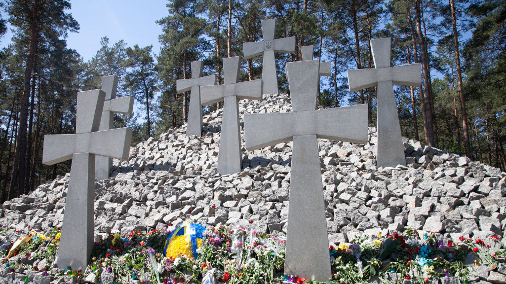 День пам'яті жертв політичних репресій: вшанування мільйонів загублених життів в Україні