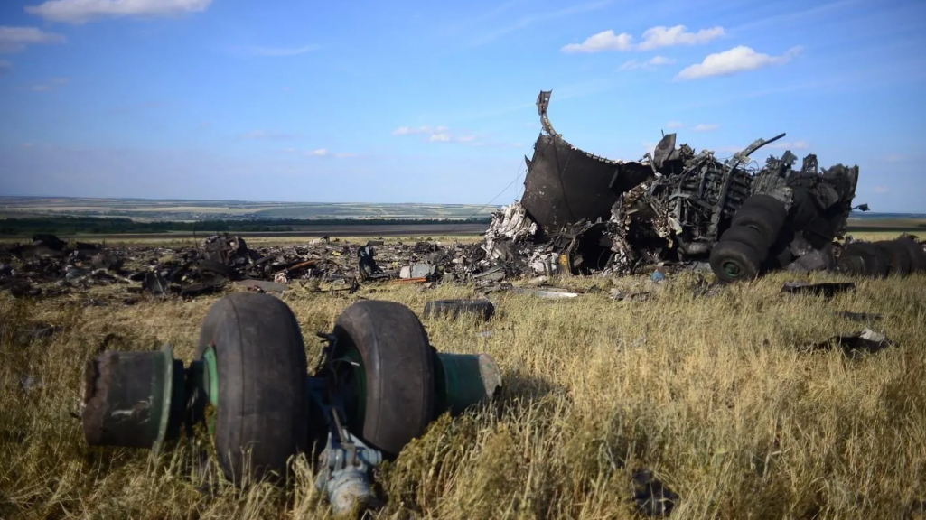 Пам'ять про загиблих українських військових біля Луганського аеропорту
