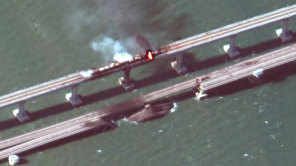 Найкраще рішення для Керченського моста — ракети