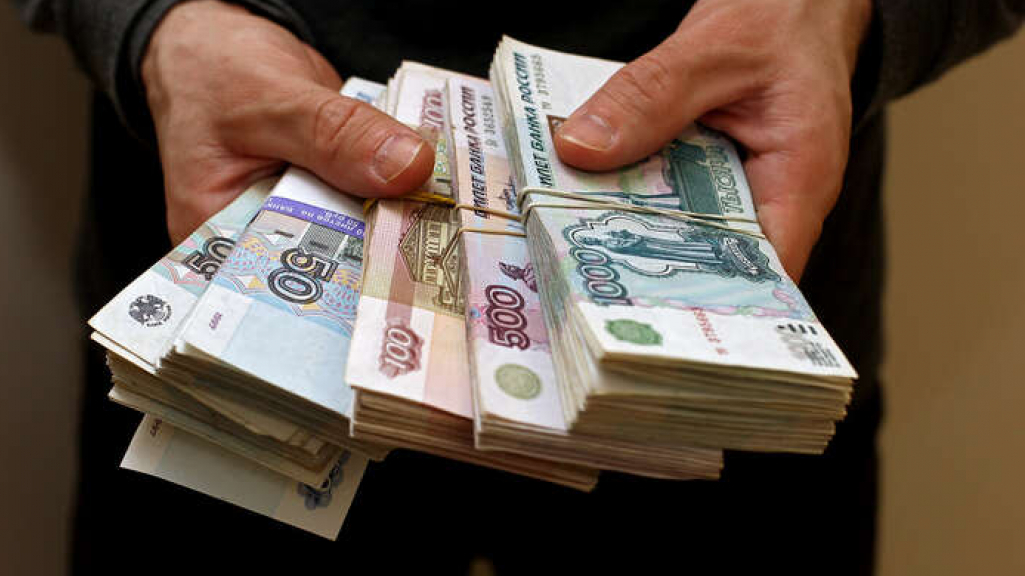 Парламент пропонує заблоковані російські та білоруські рублі використати на підтримку ЗСУ
